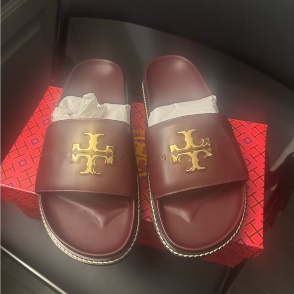 Tory Burch Maroon Slides with Gold Emblem - Picture 1 of 8